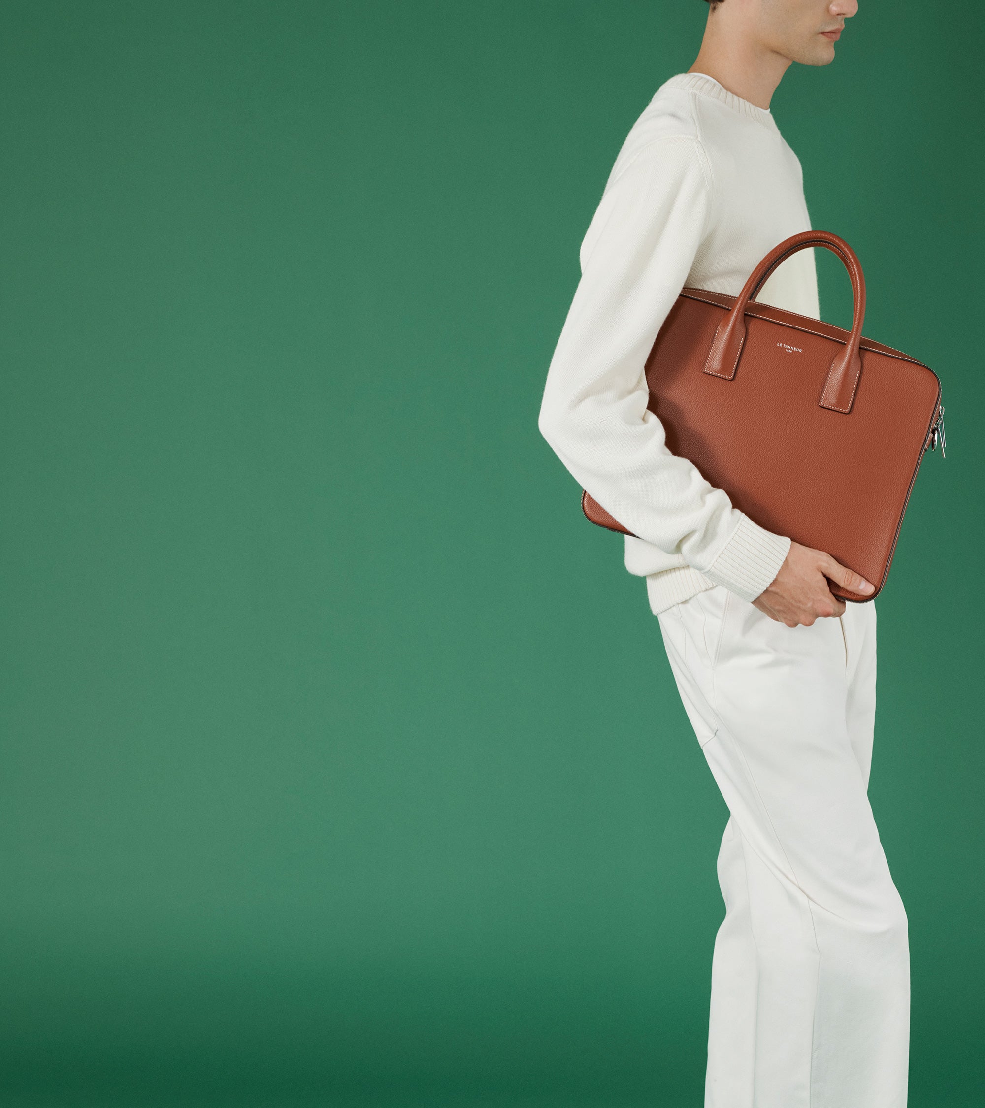 Emile 14 document holder in pebbled leather