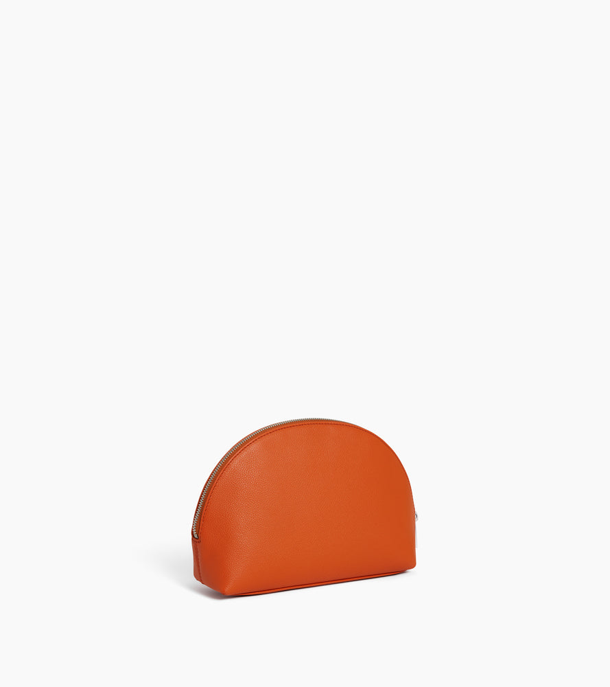 Half-moon toiletry bag in grained leather
