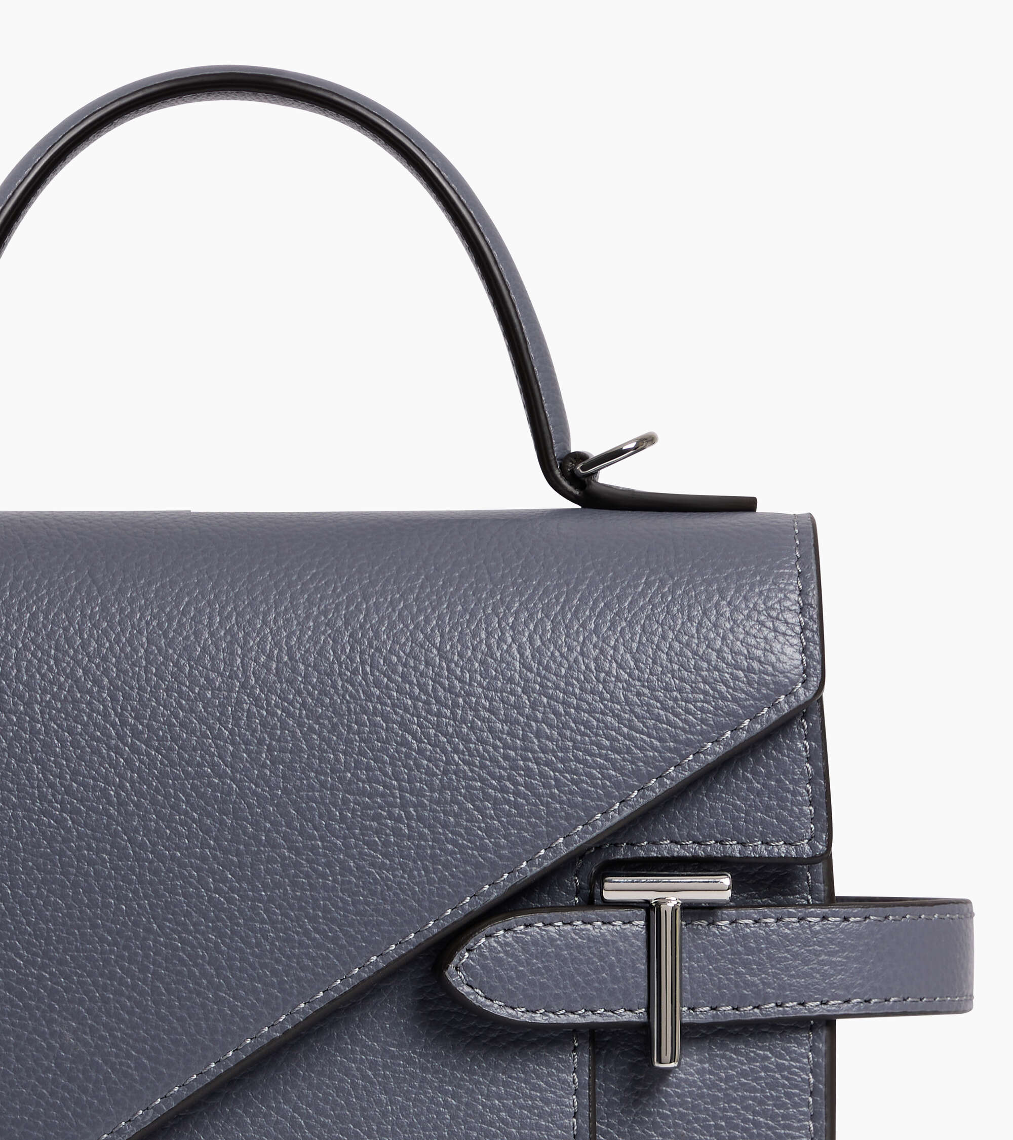 Mittelgroße Handtasche Emilie aus genarbtem Leder mit Doppelklappe