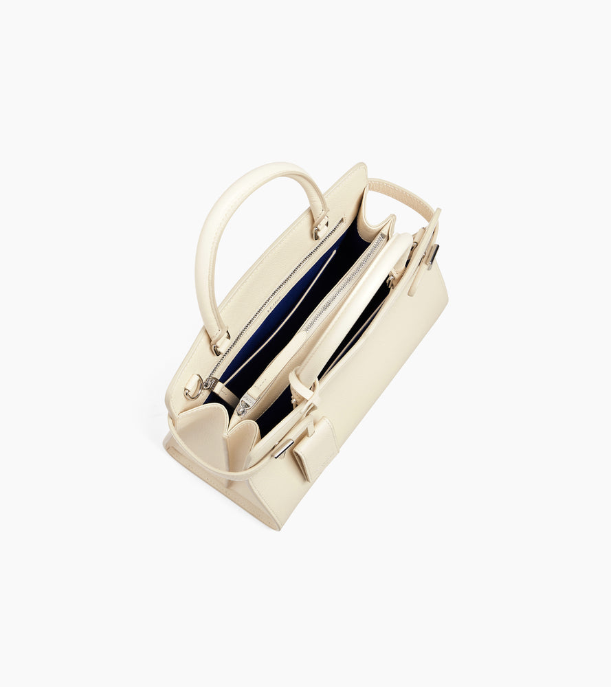 Emilie medium-sized handbag in grained leather